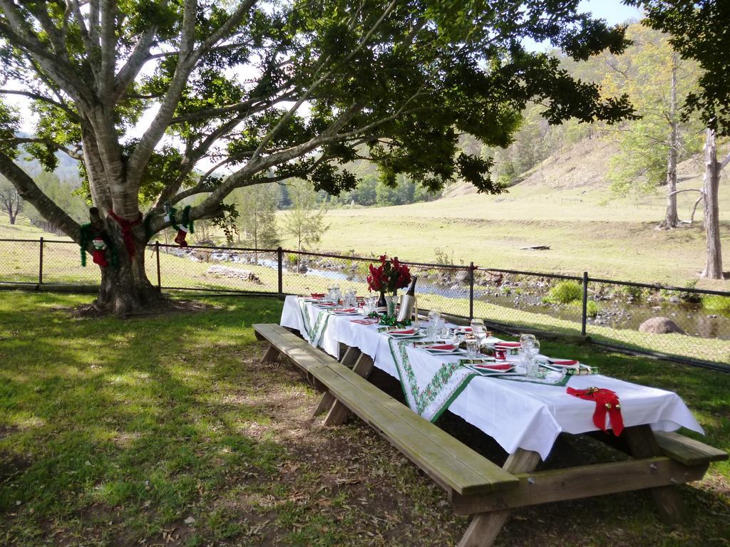 Christmas Creek Cafe & Cabins Lamington Екстериор снимка