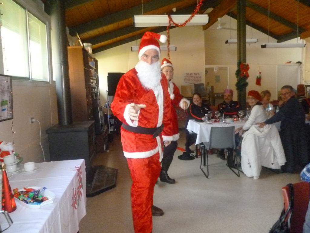 Christmas Creek Cafe & Cabins Lamington Екстериор снимка