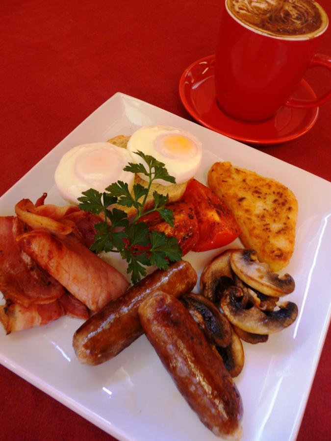Christmas Creek Cafe & Cabins Lamington Екстериор снимка