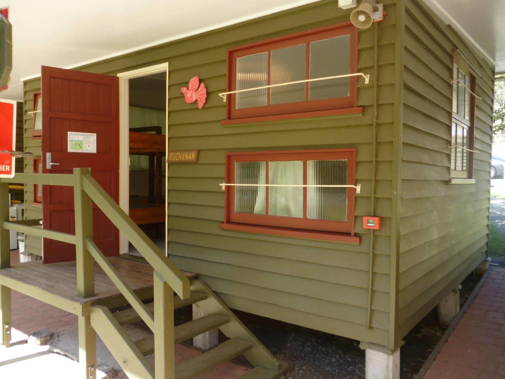Christmas Creek Cafe & Cabins Lamington Екстериор снимка