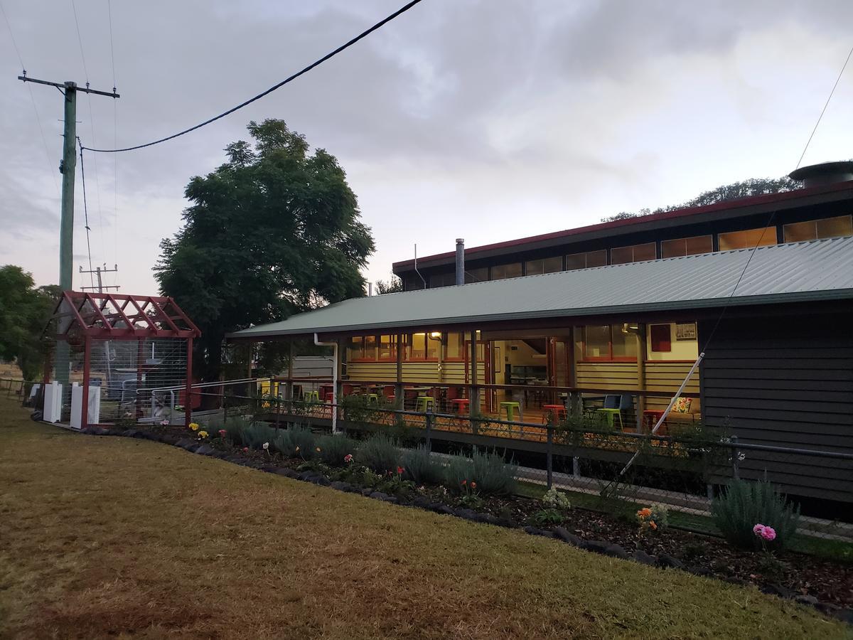 Christmas Creek Cafe & Cabins Lamington Екстериор снимка
